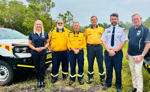 Picture of COuncillors and RFS at the site for the new fire control centre.